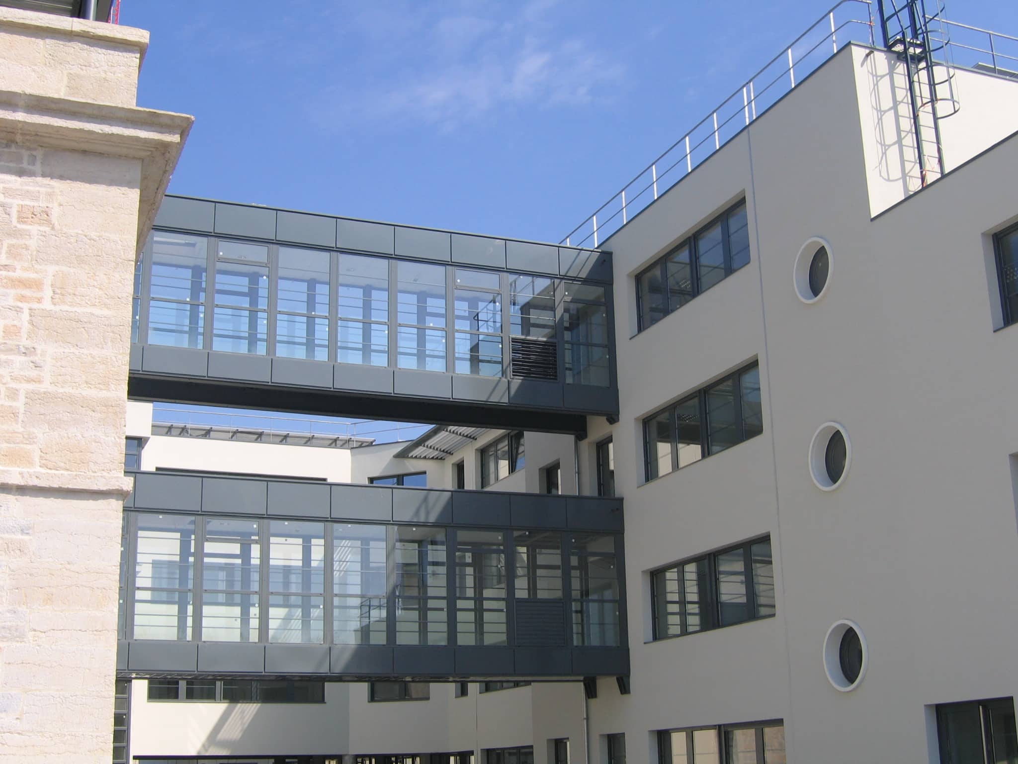 Passerelles de liaison