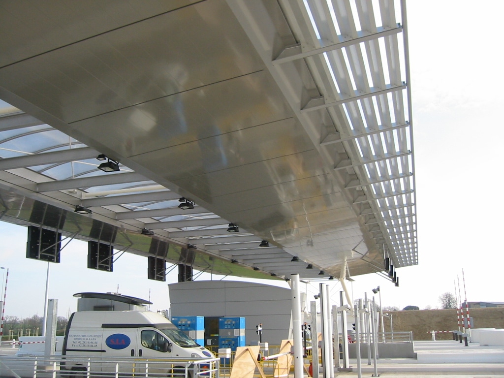 Sous face alu et brises soleil